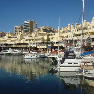 https://apartamento-holiday-on-the-beach.es-andalucia.com